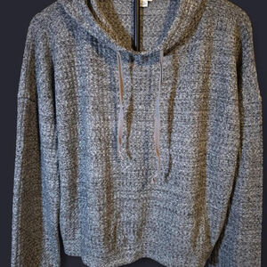Grey American Eagle cropped sweater with hood